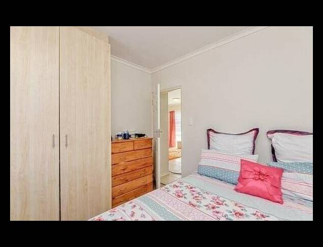 2 BEDROOM TOWNHOUSE RENTED IN WALMER HEIGHTS